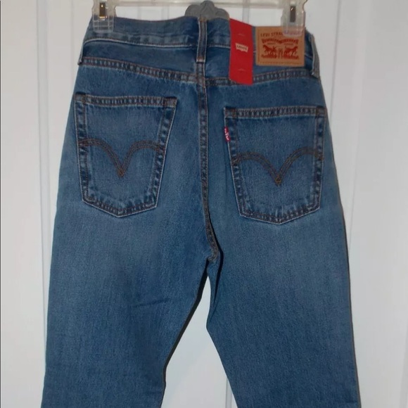 Levi’s kick flare in sea of thyme wash size 31 - Picture 6 of 9